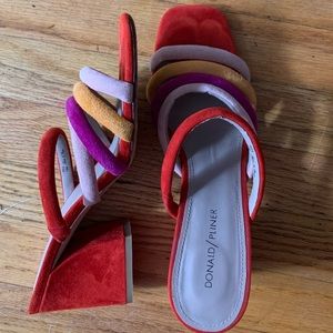 Donald / Pliner Color Strapped Block Heels